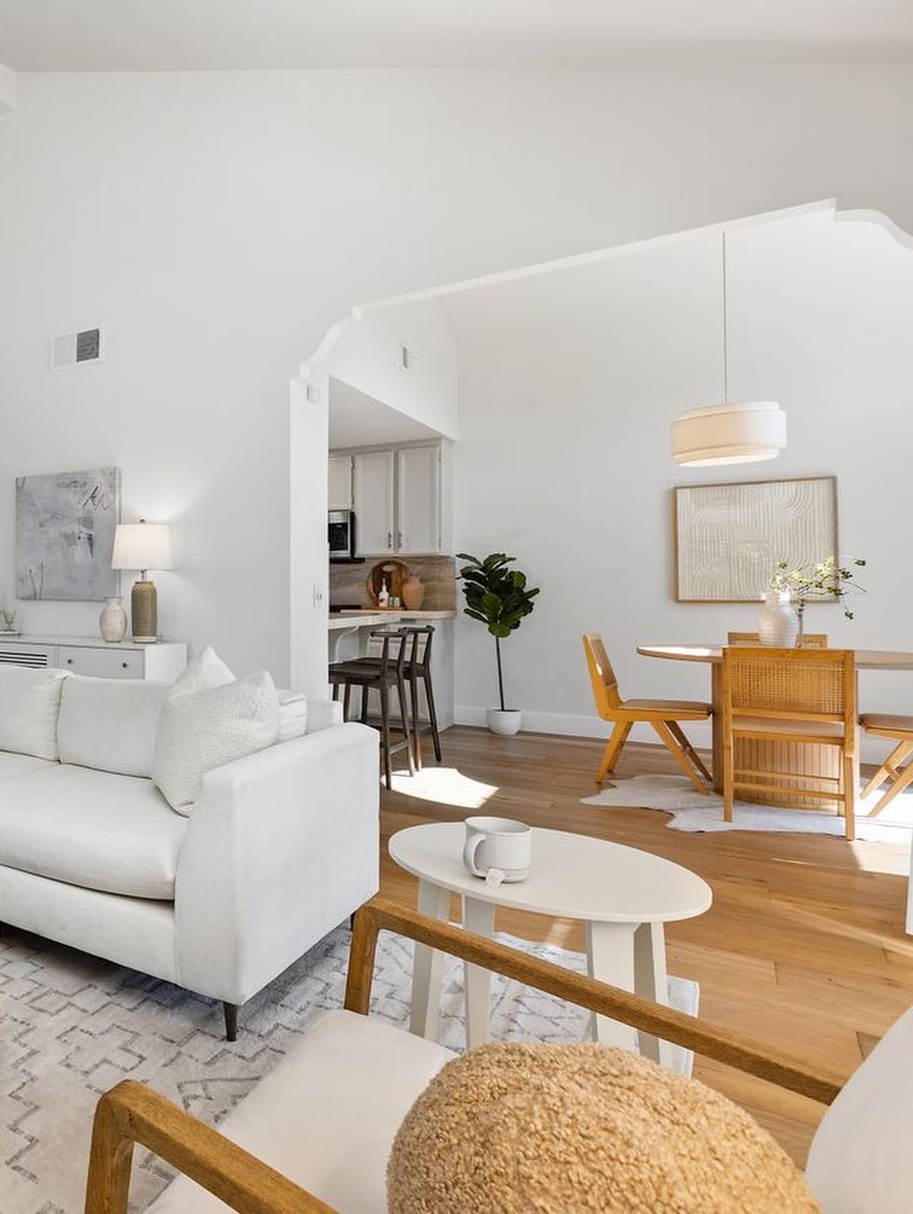 2101 Winged Foot Glen staged living room — Escondido CA